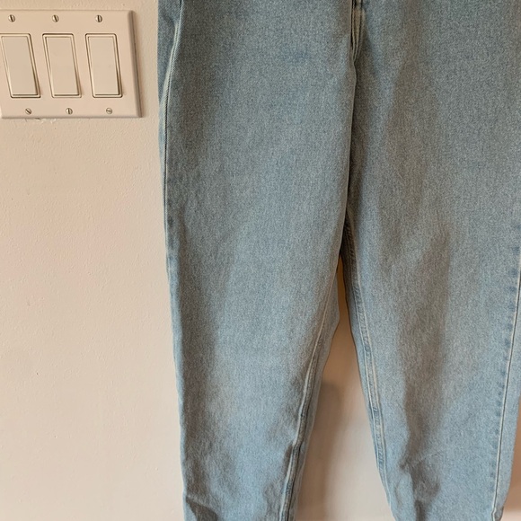 KOTN High Rise Jeans Women’s 2 light wash Pants Denim - Picture 5 of 10